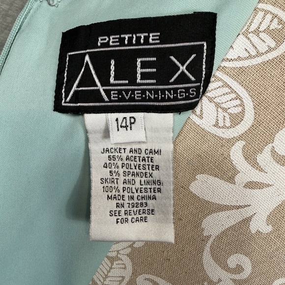 Alex Evenings 2-Piece Formal Gown Set Sage Green 14P Petite Lace Jacket & dress - Picture 5 of 10